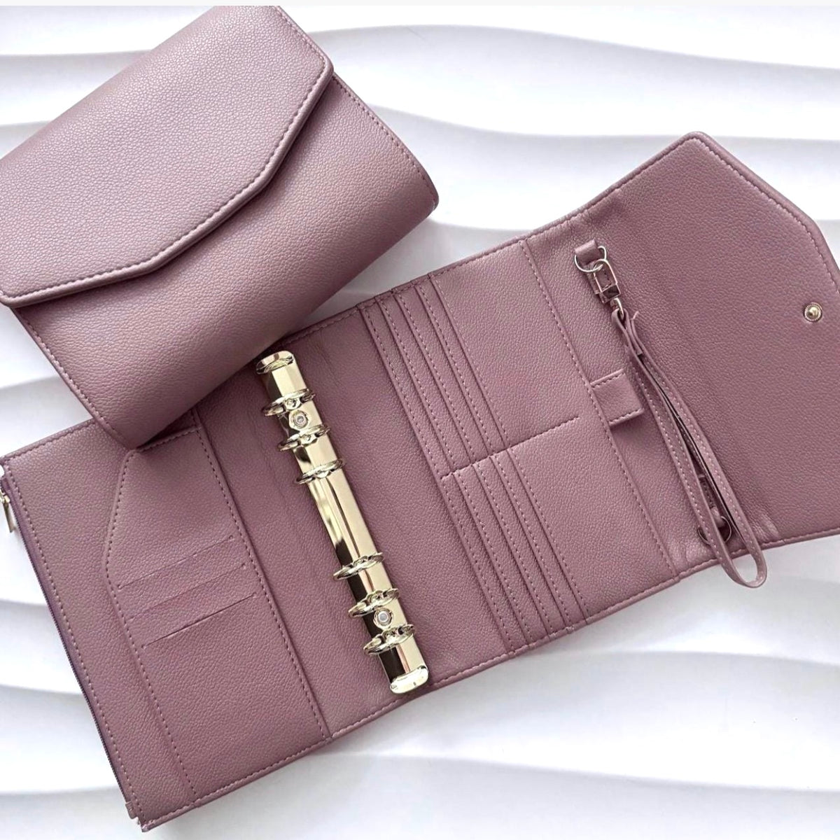 A6 Pocket | Litchi | goldene Ringe