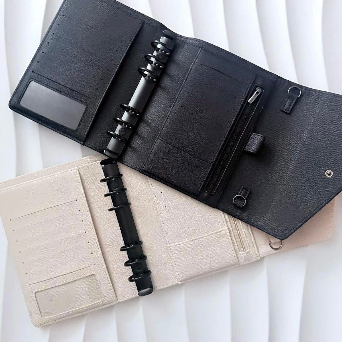 A6 Pocket | schwarze Ringe | Saffiano Leder