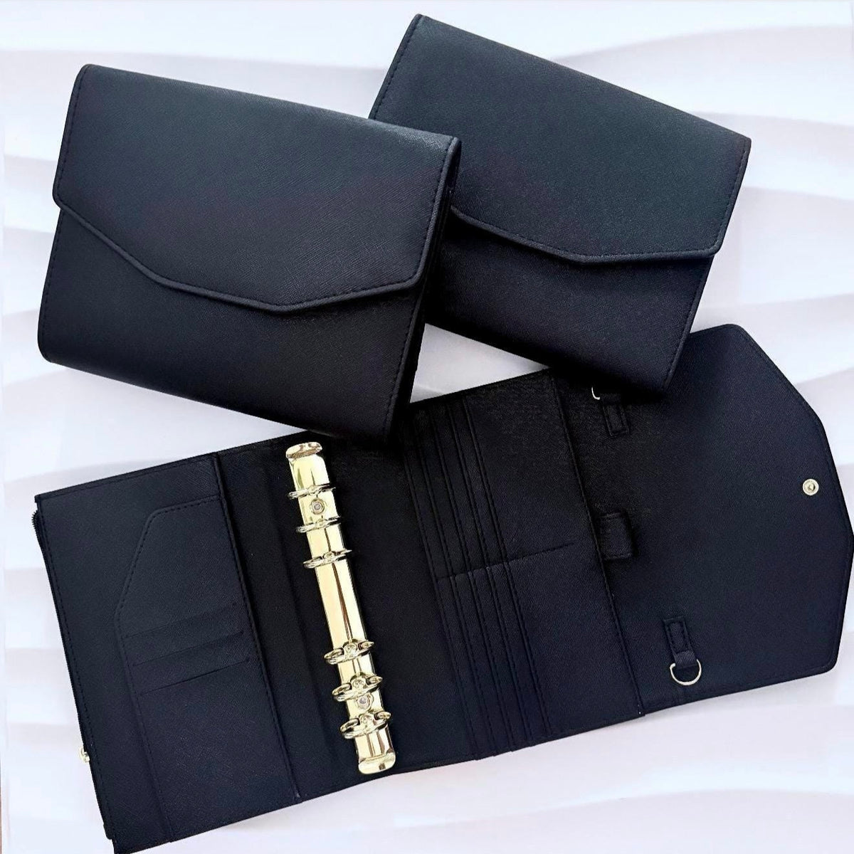 A6 Pocket | goldene Ringe | Saffiano Leder