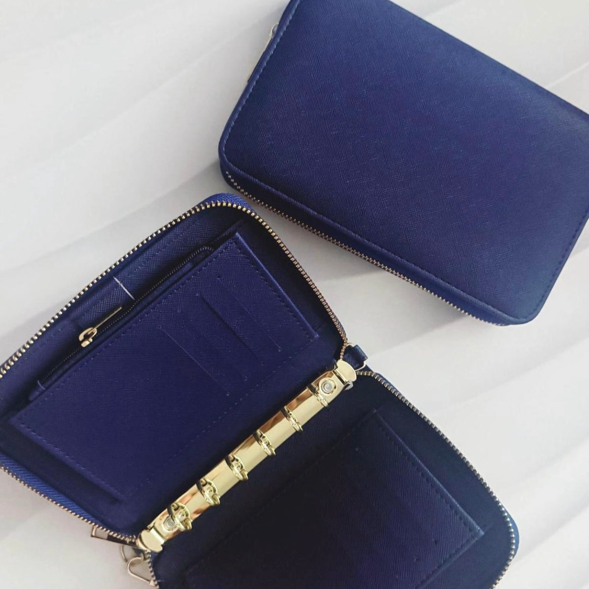 A6 Zip Binder | Saffiano Leder | mit Reißverschluss | goldene Ringe